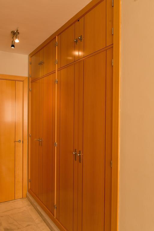 Ab Apartamentos Reding Málaga Exteriör bild
