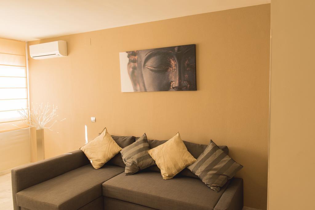 Ab Apartamentos Reding Málaga Exteriör bild